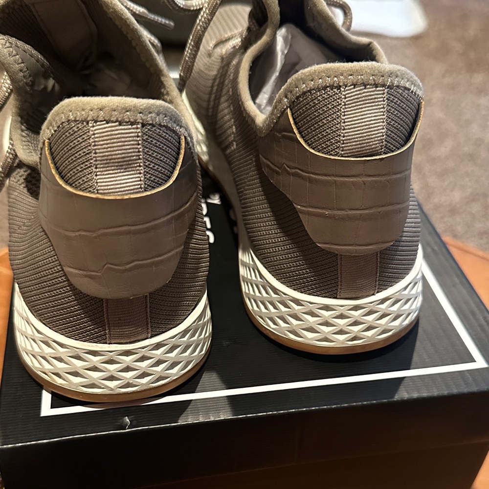 Stylish Women's Athletic Shoes - Taupe - Picture 8 of 9